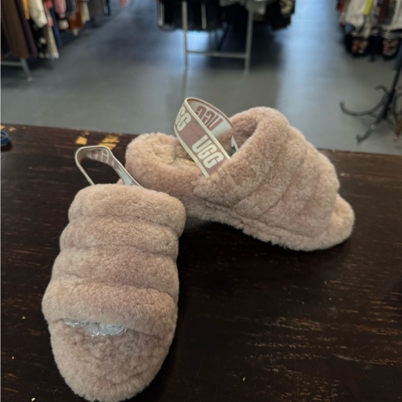 UGG Shoes - UGG Fluff YEAH Women's Cozy Pink Slippers